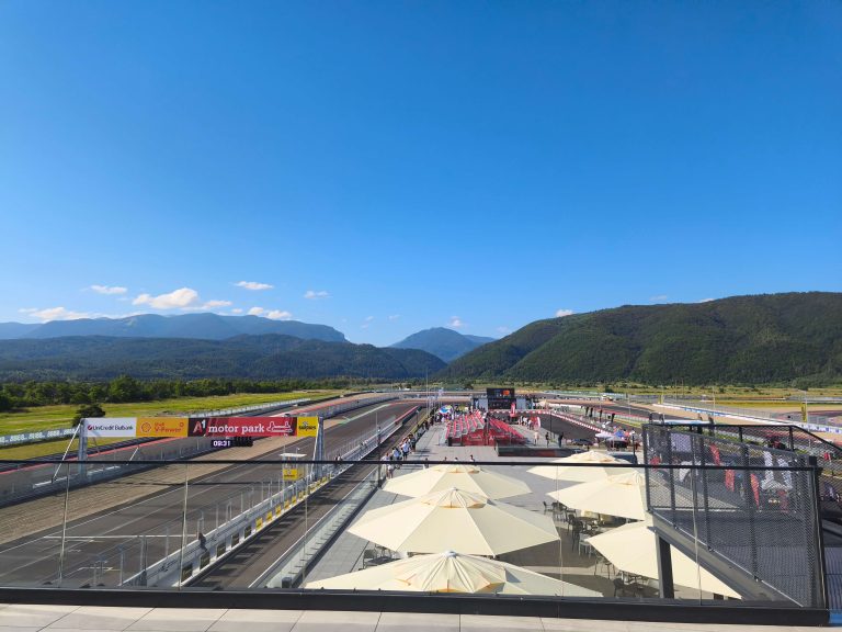 a1-motor-park-tribune