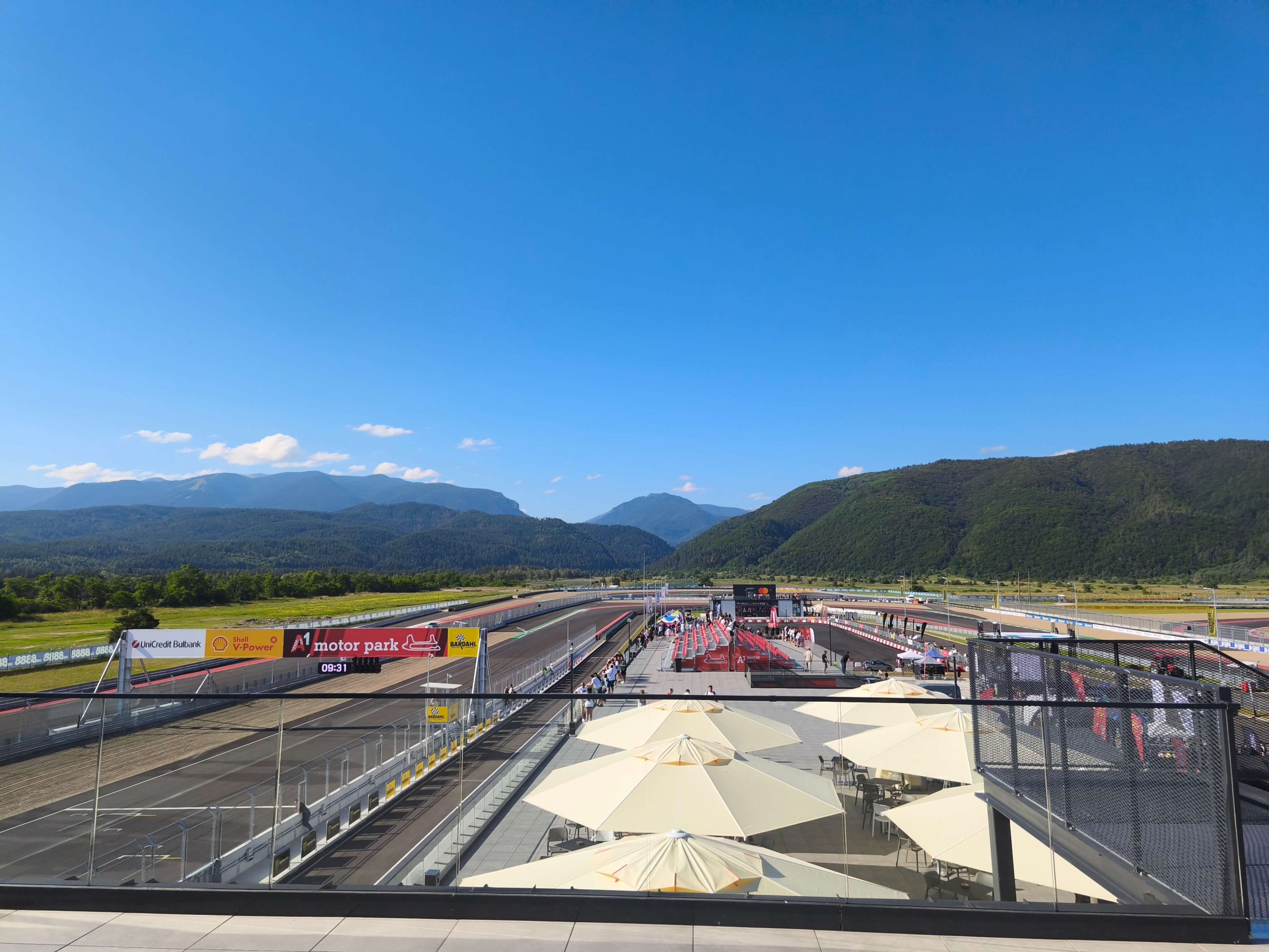 a1-motor-park-tribune